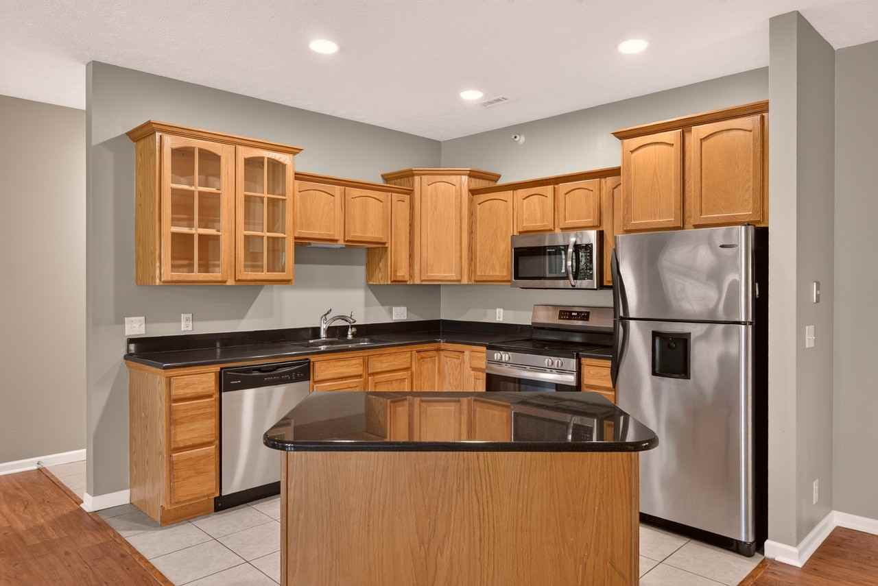 3325 N 148th Ct #3207 - Photo 6 of 28