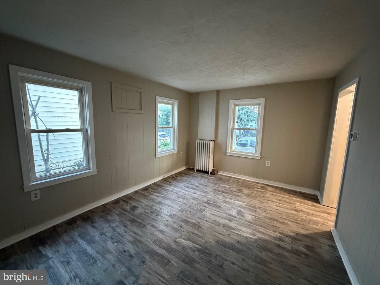 1013 Church St - Photo 3 of 14