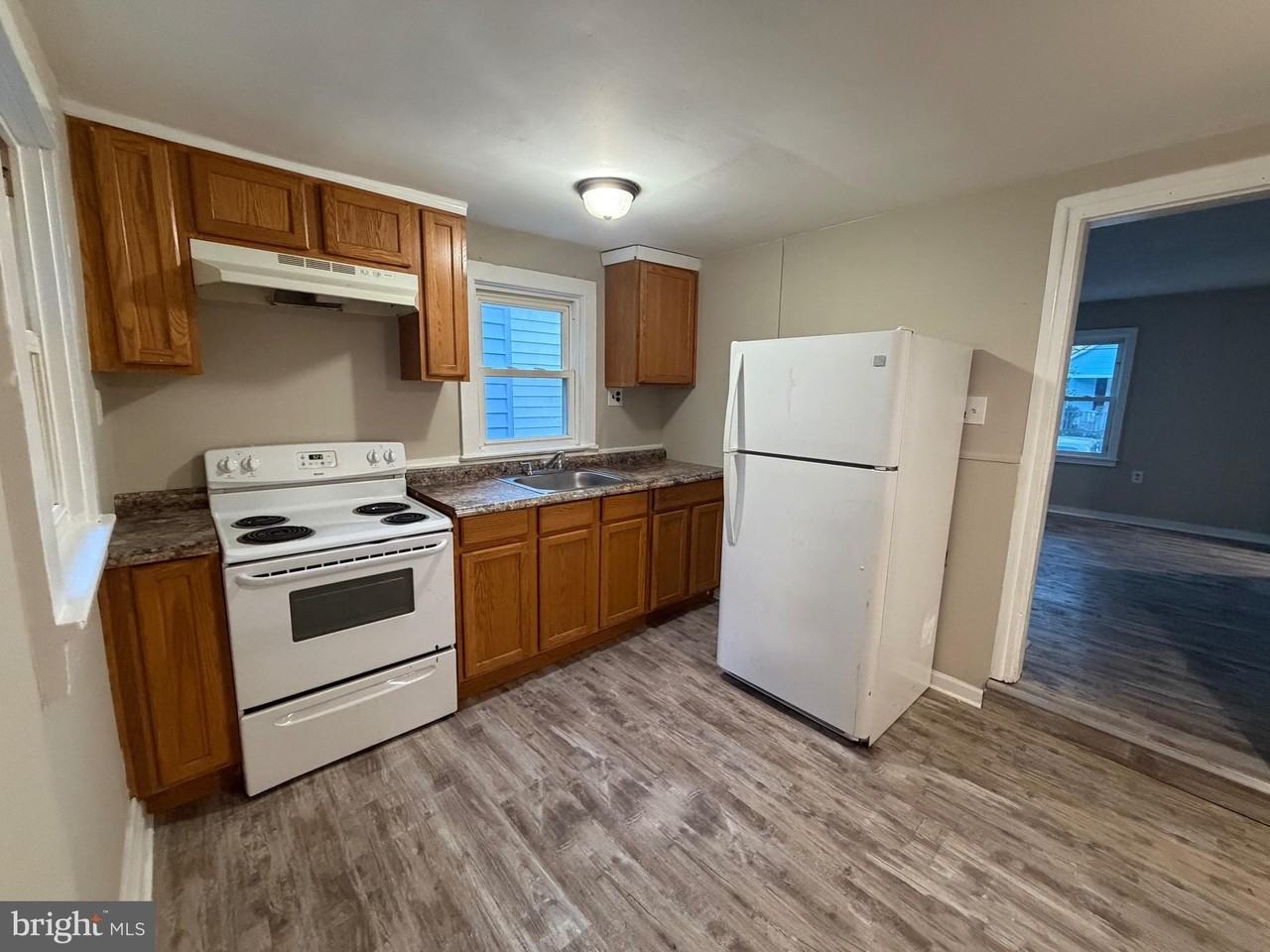 1013 Church St - Photo 5 of 14