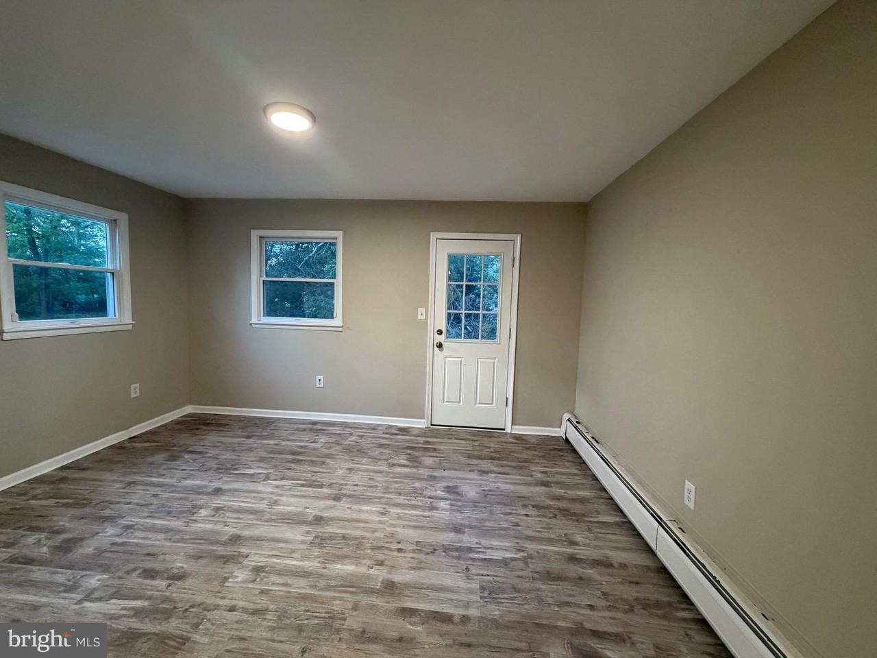 1013 Church St - Photo 6 of 14