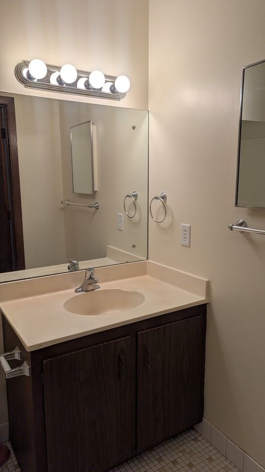5430 34th Ave S #102 - Photo 3 of 10
