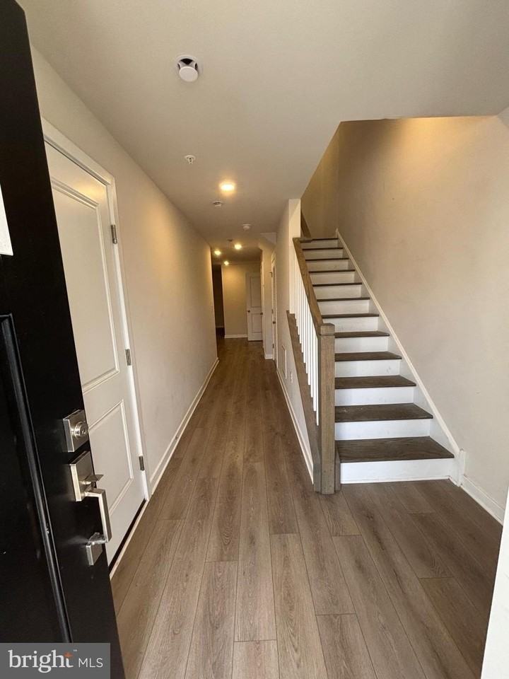 130 Abramo Victor Dr - Photo 6 of 23
