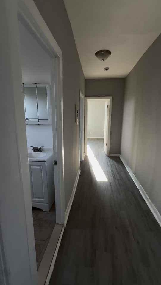 233 Littleton Ave #12 - Photo 7 of 11