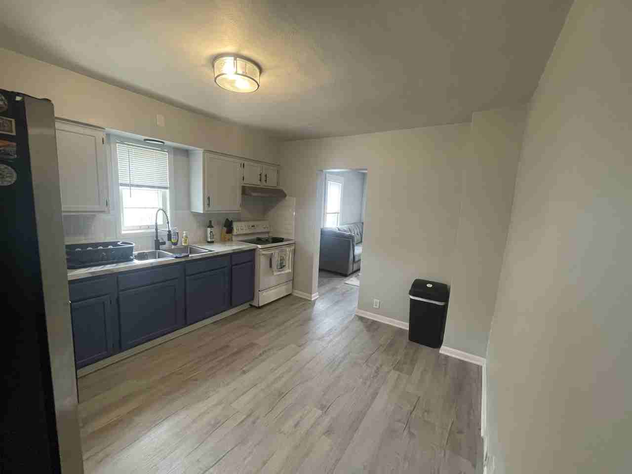 4825 19th Ave - Photo 6 of 15