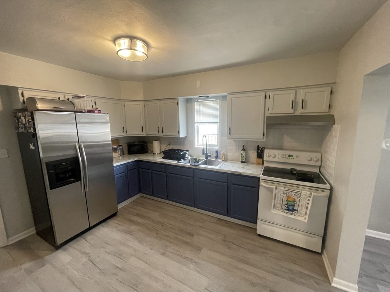 4825 19th Ave - Photo 7 of 15