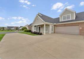 featured image of 4300 Westford Pl #14