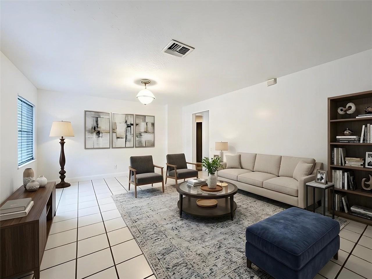 272 Florida Pkwy - Photo 2 of 13