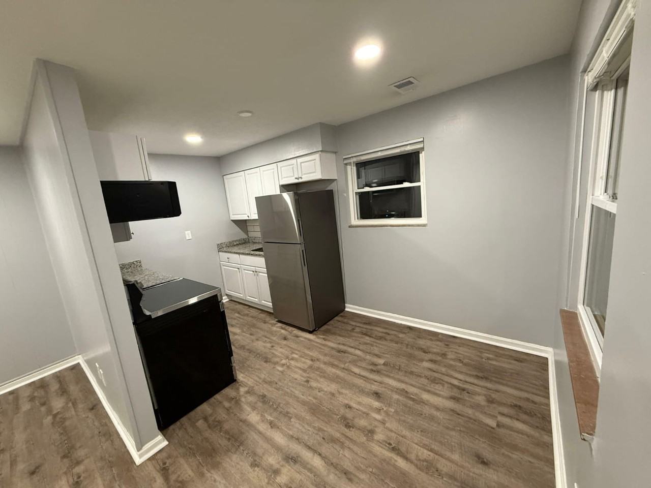 3814 Freedom Way #4 - Photo 3 of 10