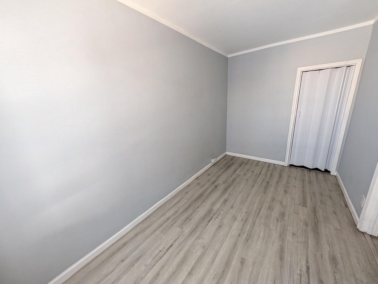 3052 N Lee St - Photo 7 of 17