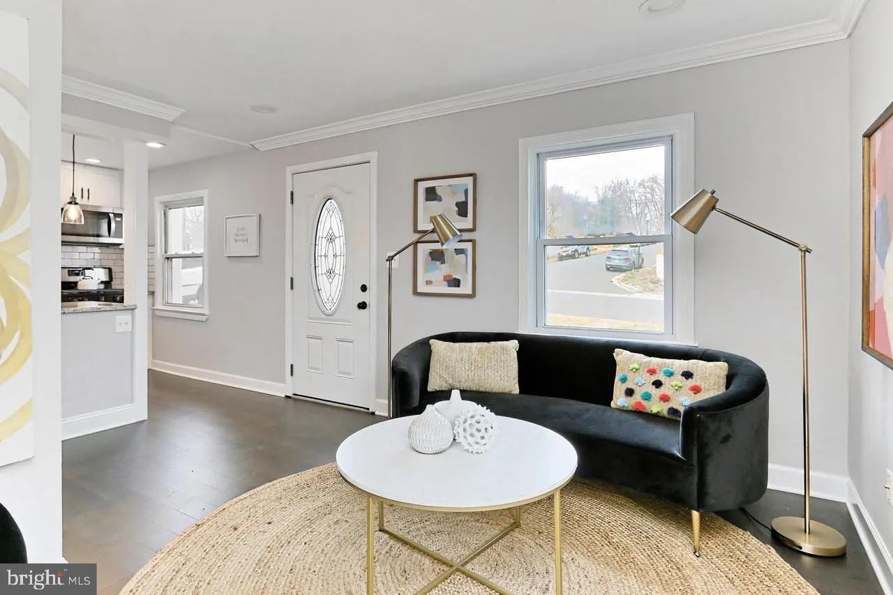 5016 11th St S - Photo 4 of 23
