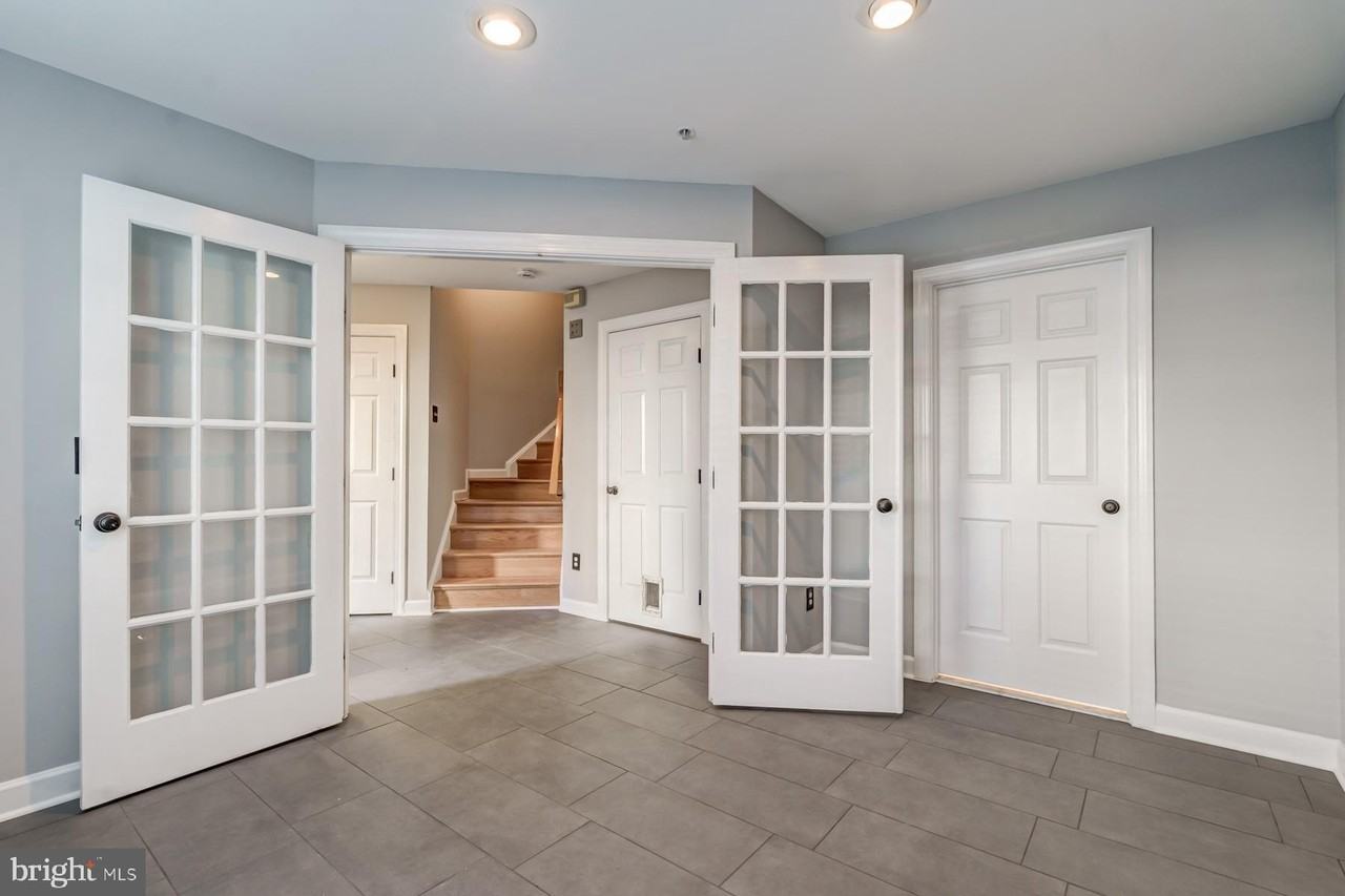 5820 Pearson Ln - Photo 6 of 49