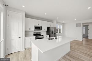 featured image of 102 Curtain Fall Dr