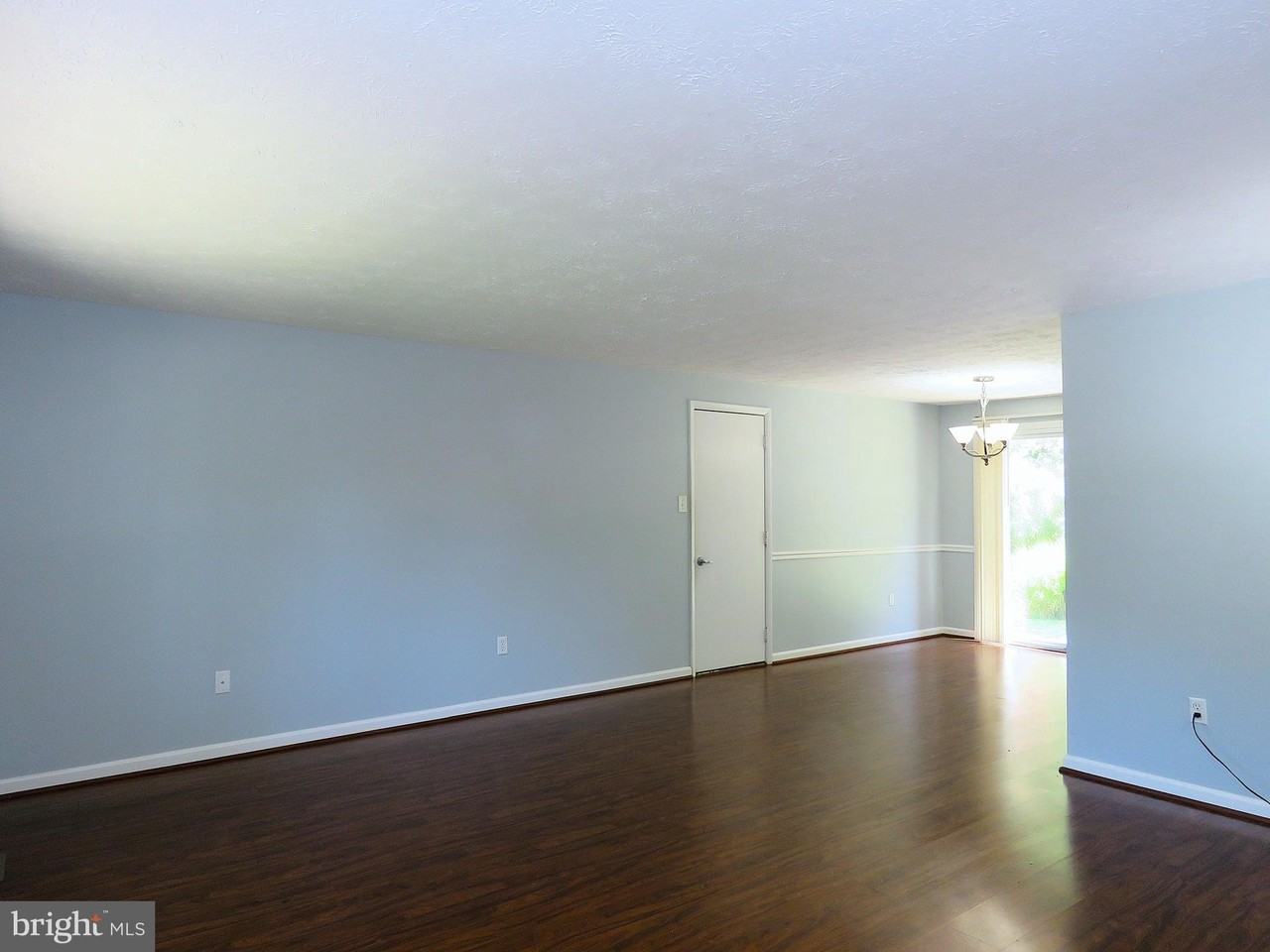 7125 Vantage Dr - Photo 6 of 40