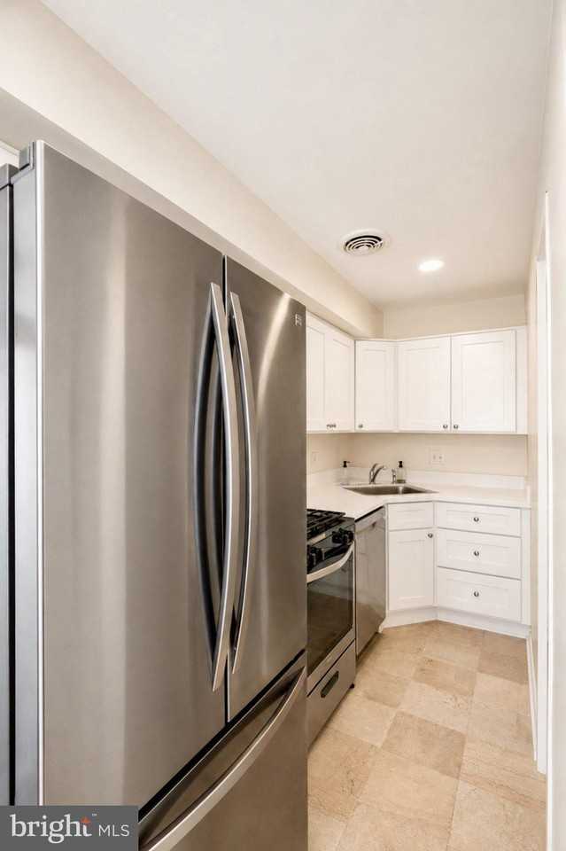 204 Park Terrace Ct Se #24 - Photo 7 of 11