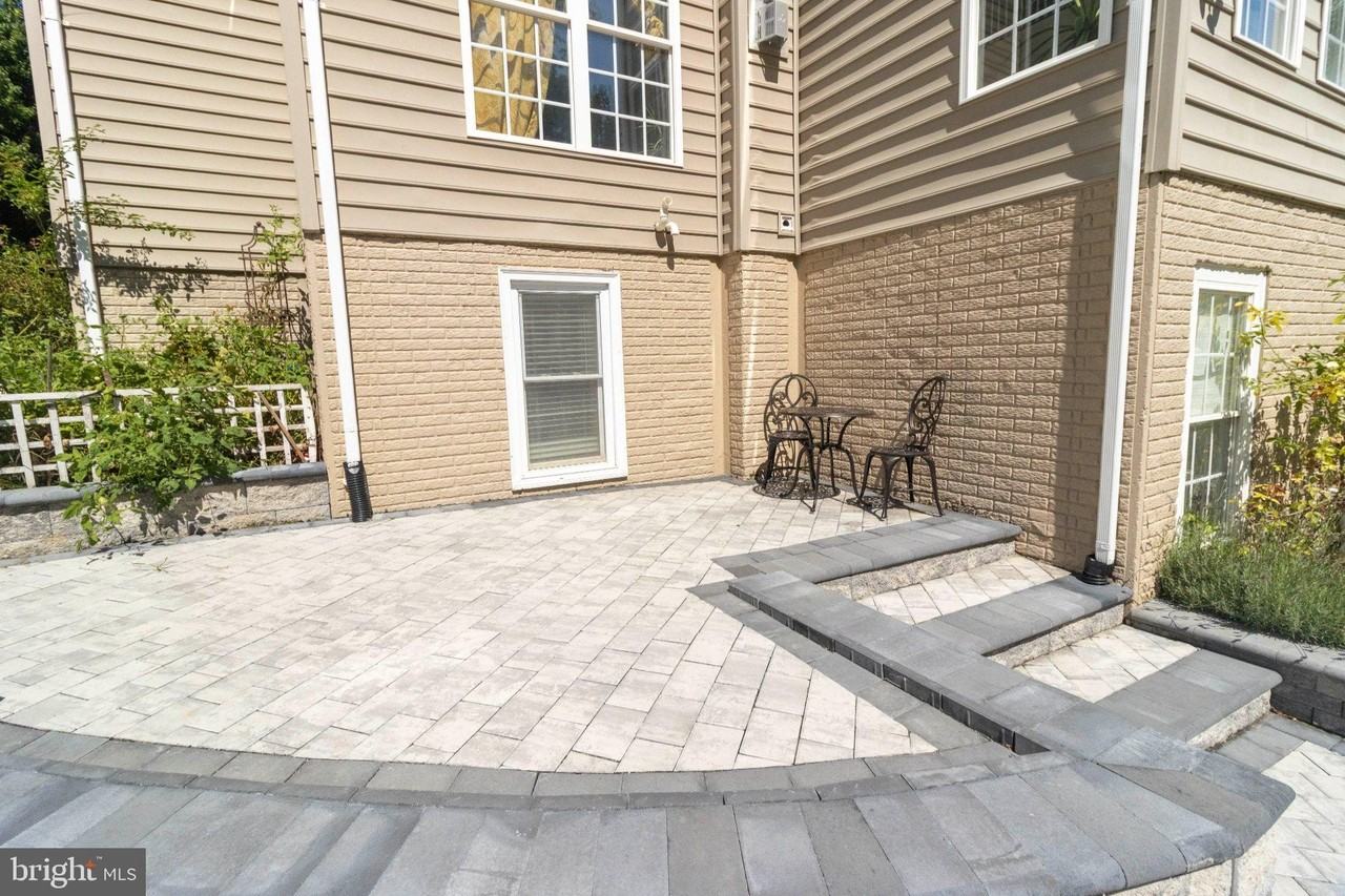 440 Reedy Creek Rd - Photo 3 of 24