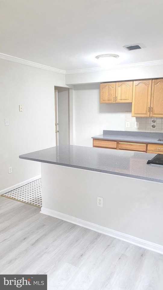 9260 Byrd Dr - Photo 4 of 9