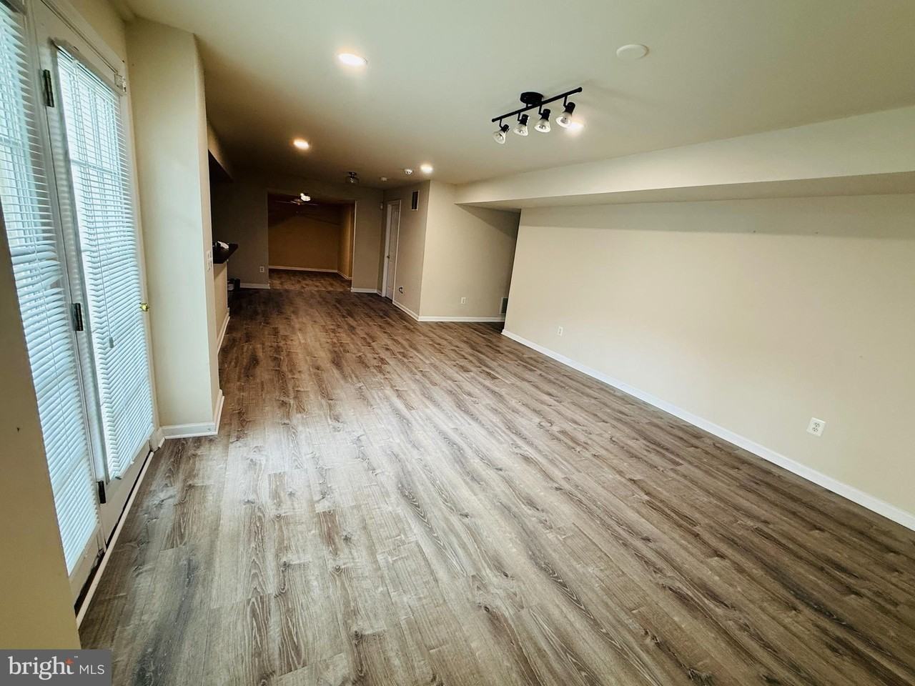2893 Myrtlewood Dr - Photo 5 of 15