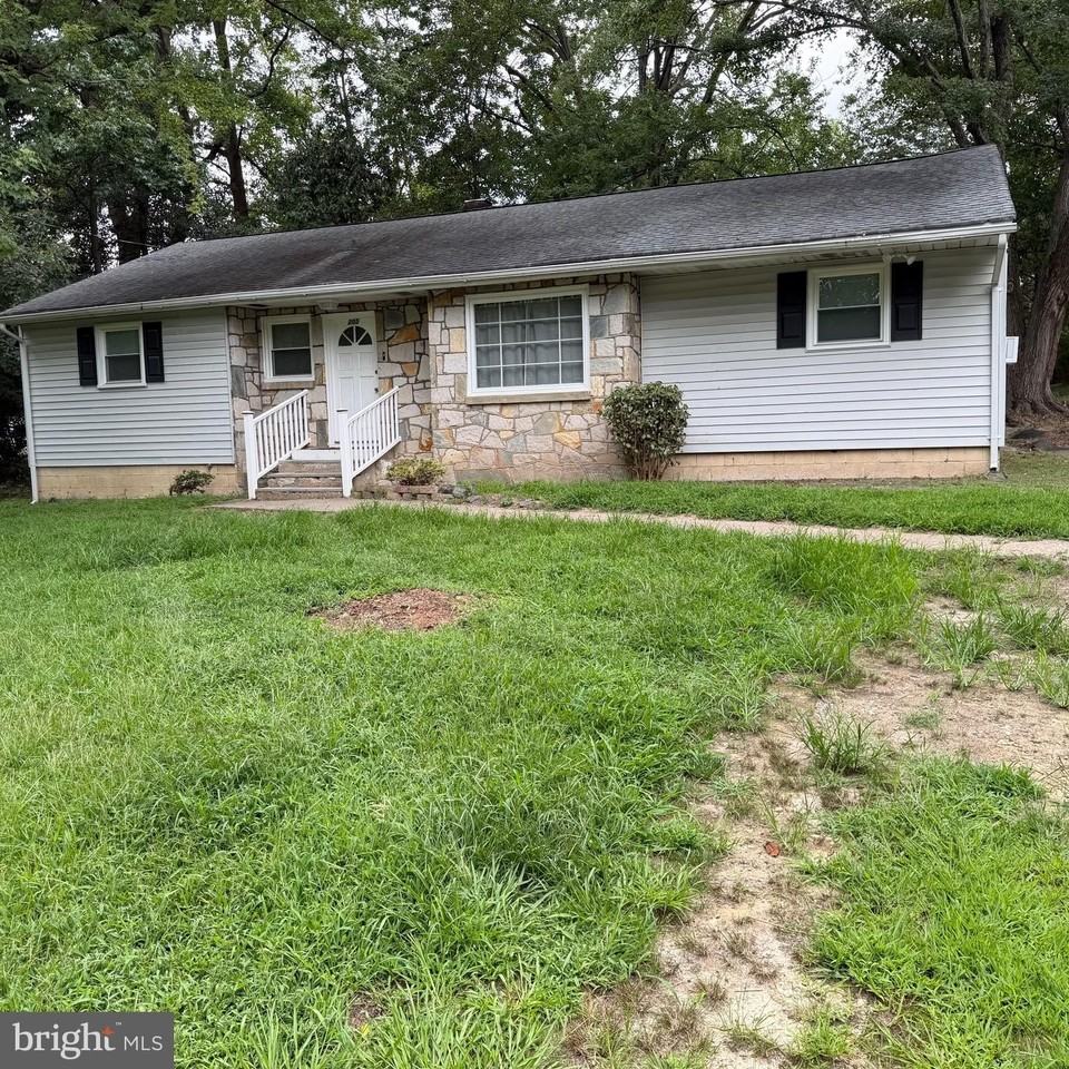 205 Wilcox St - Photo 2 of 13
