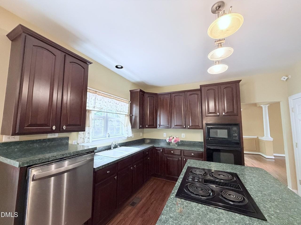 603 Harold Latta Dr - Photo 6 of 24