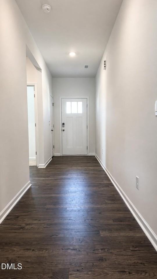 71 Saddle Mare St - Photo 4 of 35