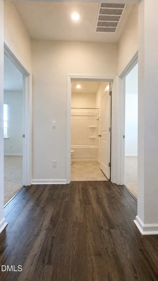 71 Saddle Mare St - Photo 6 of 35