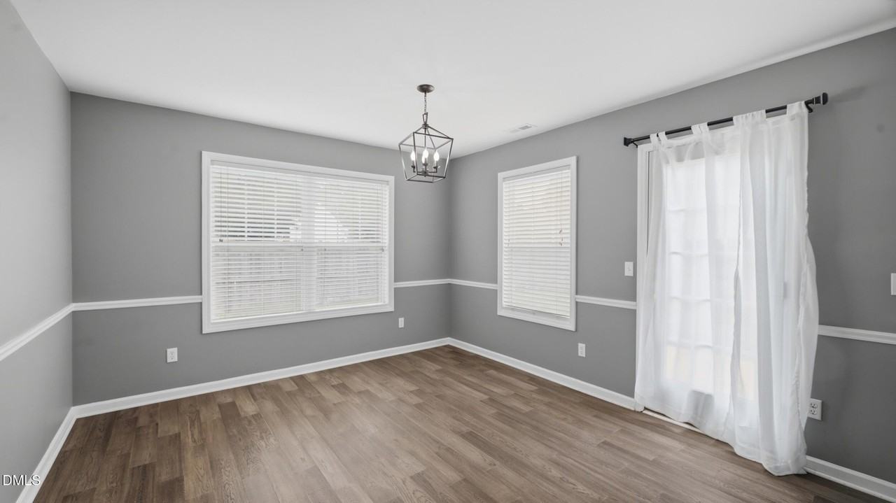 1301 Silver Dr - Photo 7 of 30