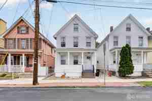 featured image of 70 Pershing Ave #2