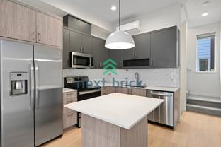 3104C Sw Avalon Way - Photo 1 of 1