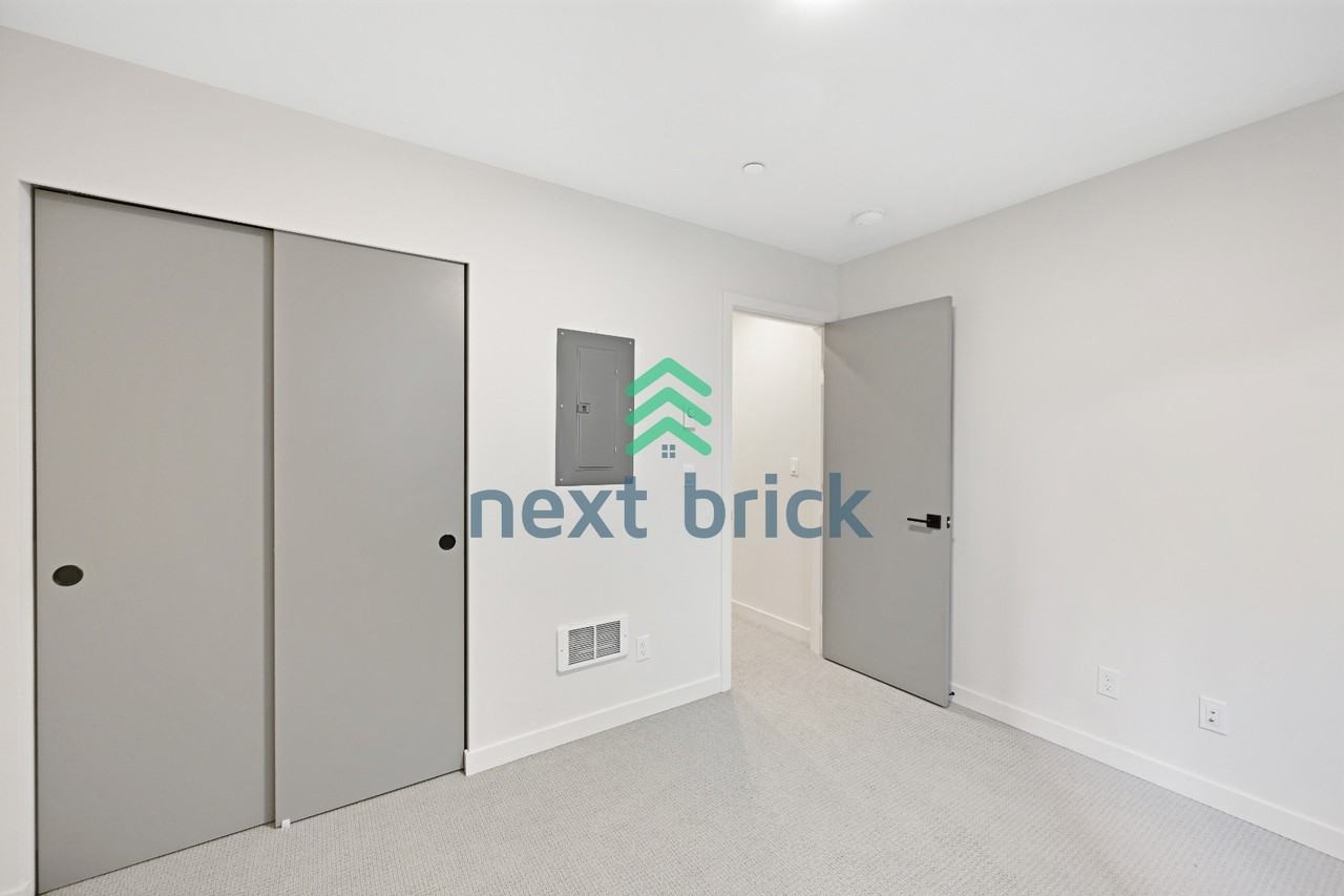 3104C Sw Avalon Way - Photo 7 of 18