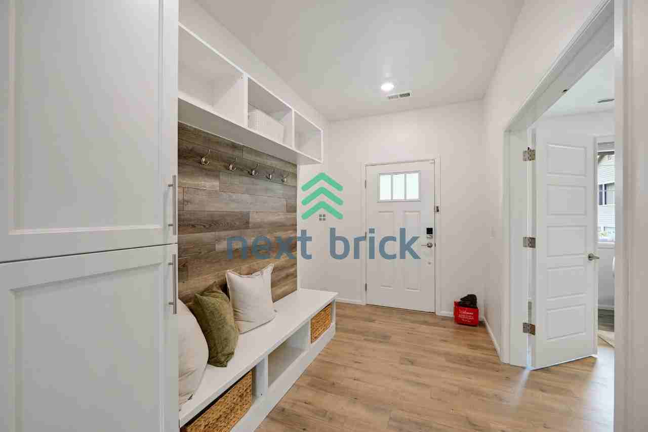 22909 Se 239th Ct - Photo 3 of 24