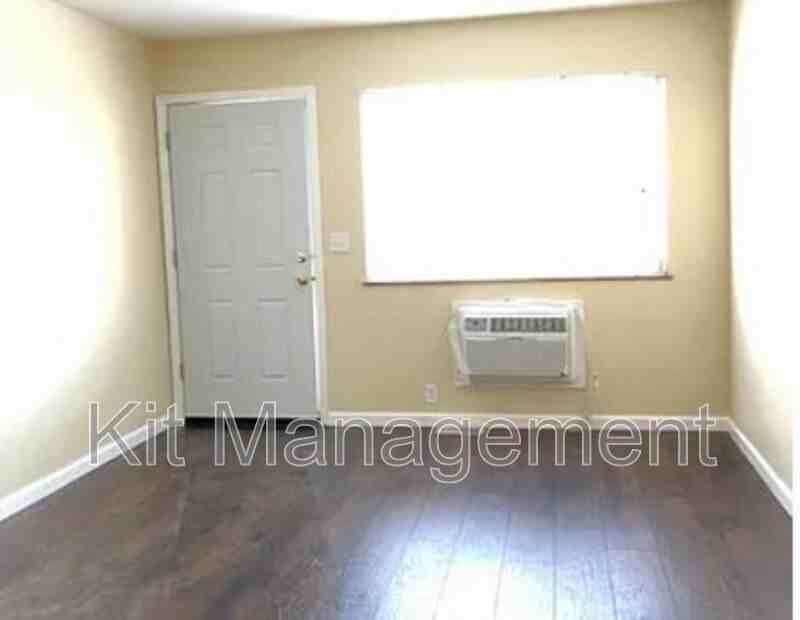 2240 W Laskey Rd - Photo 5 of 5