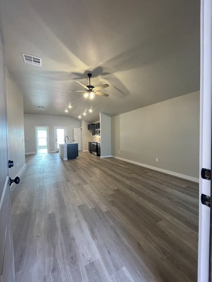 7111 Anticline Ct - Photo 2 of 17