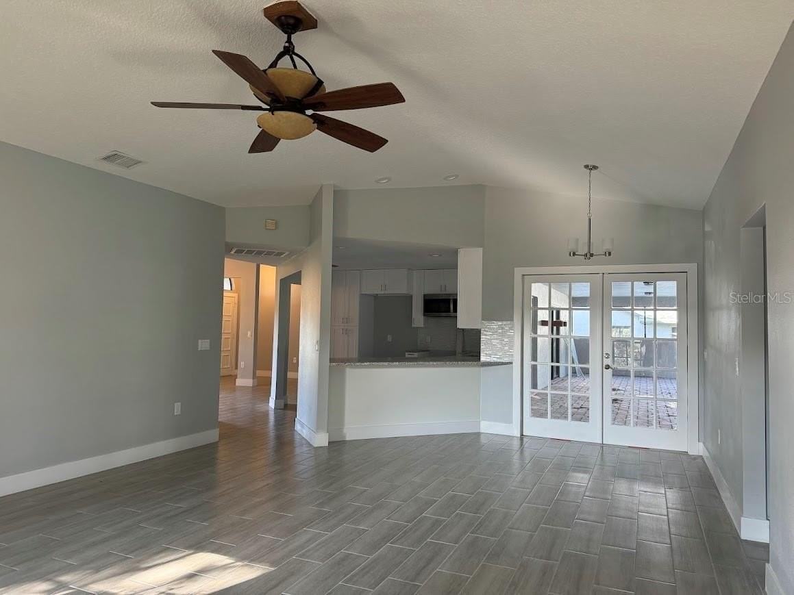 5835 Colony Place Dr - Photo 4 of 22