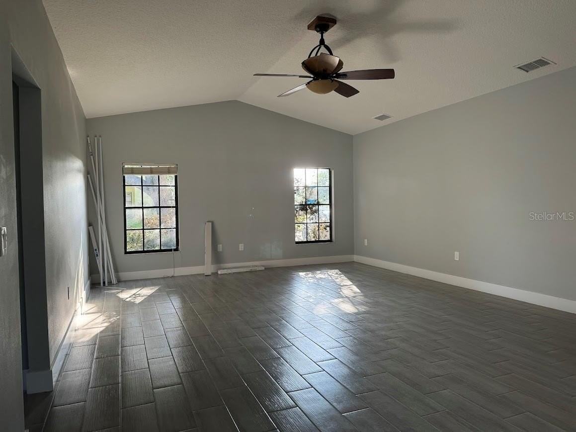 5835 Colony Place Dr - Photo 6 of 22
