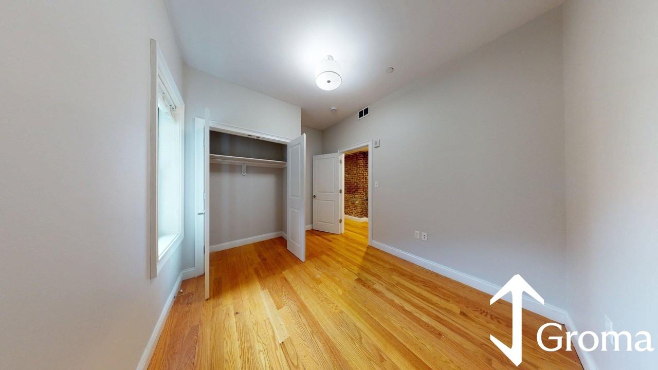 154 Meridian Street151-153 Meridian St. #2 - Photo 3 of 27