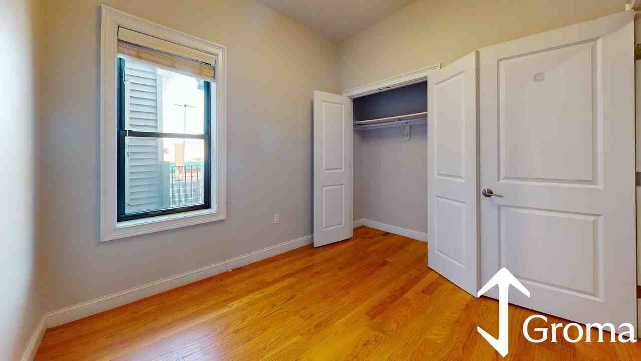 154 Meridian Street151-153 Meridian St. #2 - Photo 5 of 27