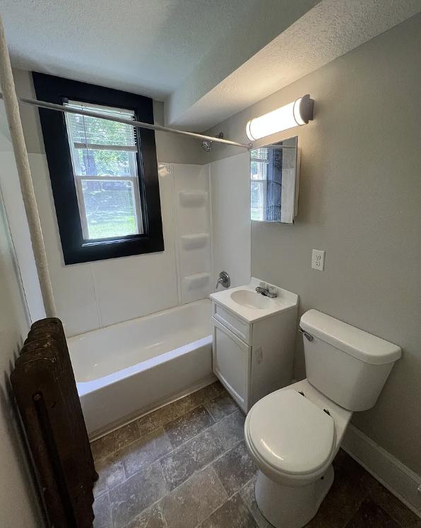 1120 Polk Blvd #101 - Photo 7 of 16