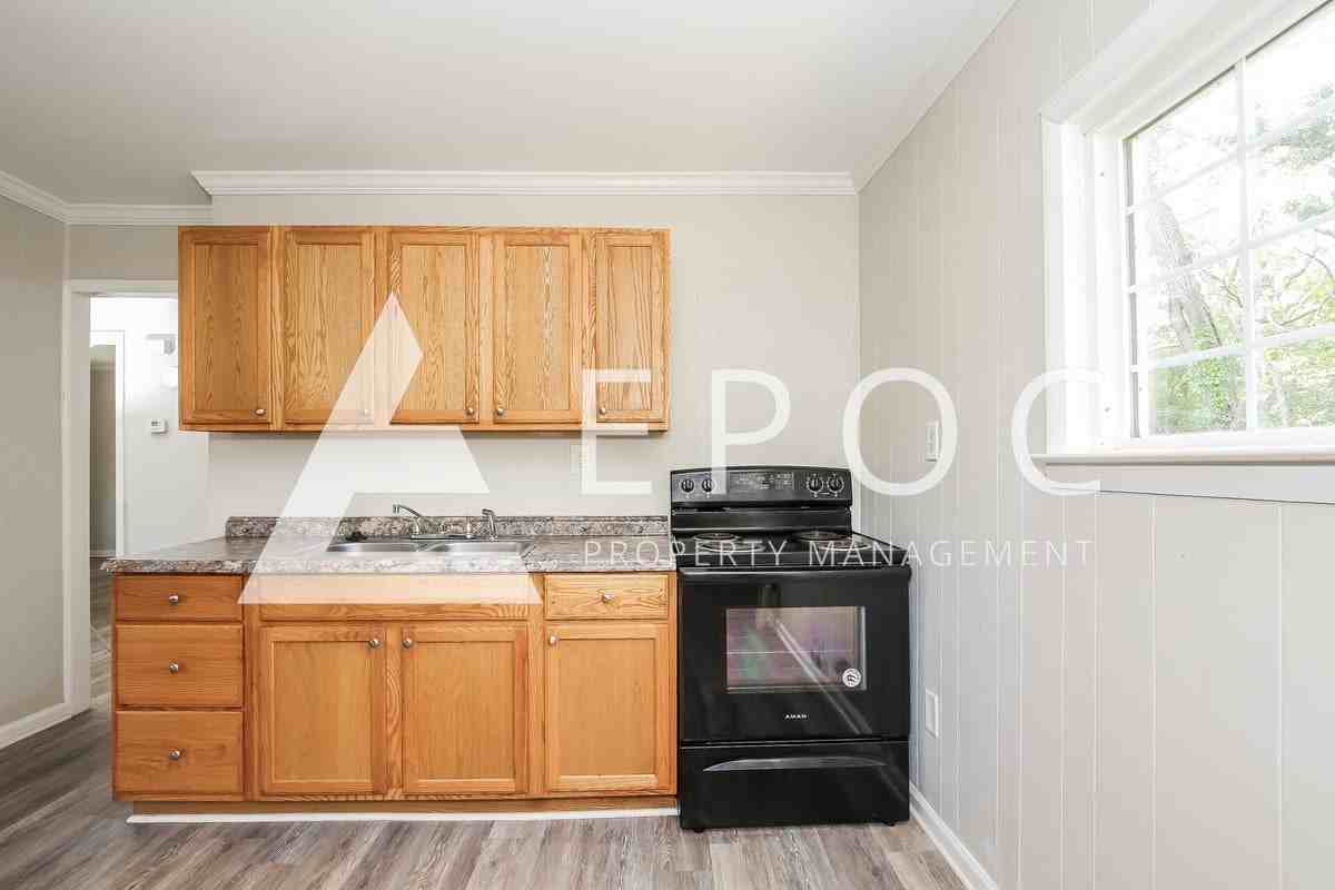 408 Motsinger Rd - Photo 4 of 17