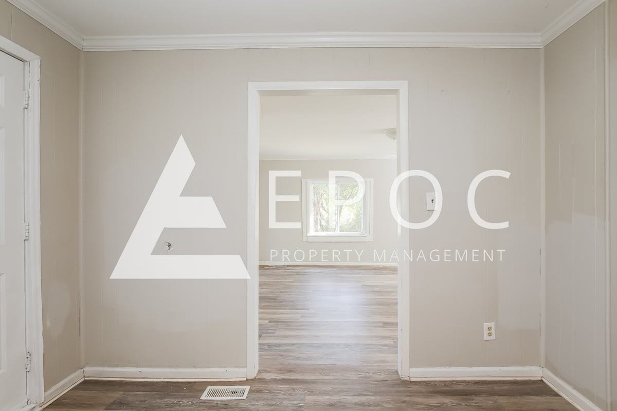 408 Motsinger Rd - Photo 6 of 17