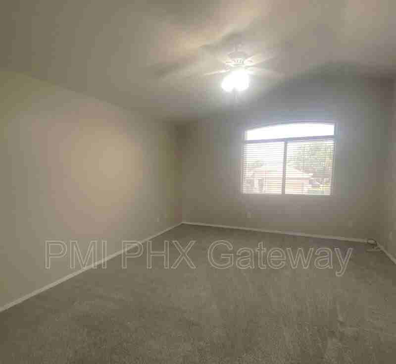 1152 S Marie Ct - Photo 5 of 15
