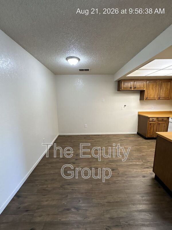 3533 S County Center Dr - Photo 4 of 18
