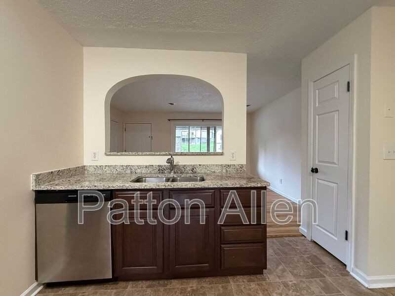 54 Dawnwood Cir - Photo 6 of 16