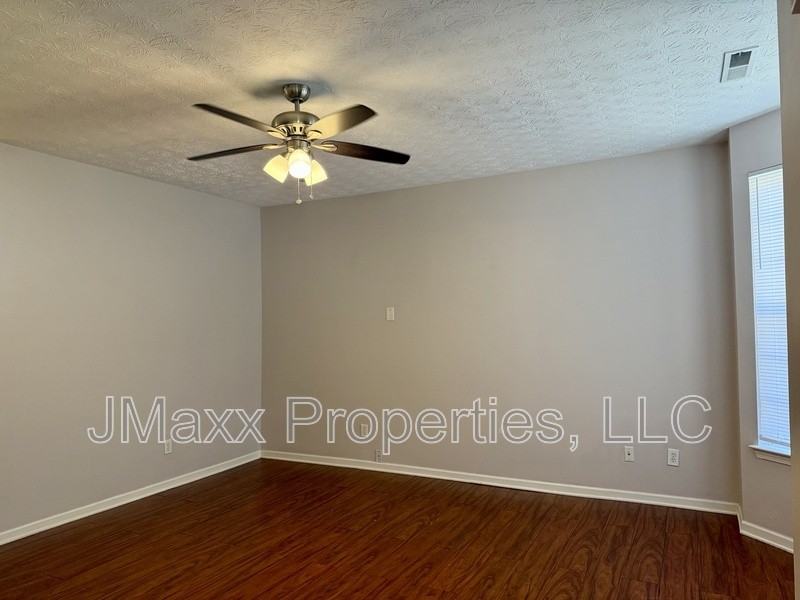 1704 Camden Forrest Trl - Photo 6 of 23