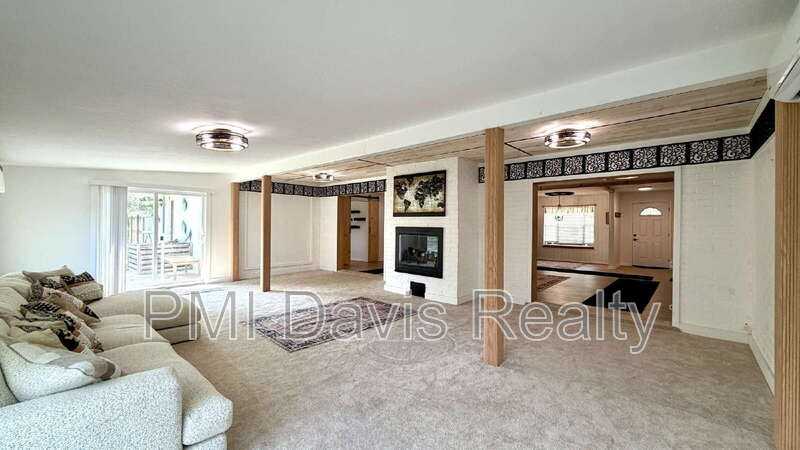 332 Whispering Woods Dr - Photo 7 of 31
