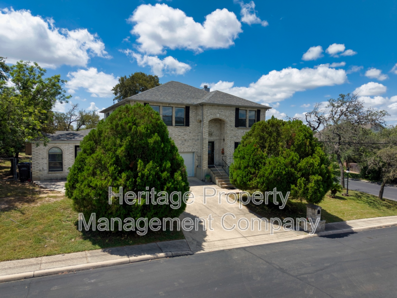 11514 Cavendish Cir - Photo 2 of 32