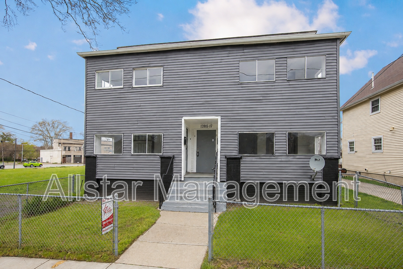 13815 Idarose Ave #1