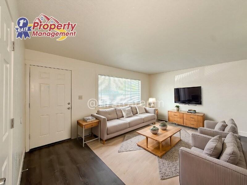 152 Mission Dr - Photo 3 of 30
