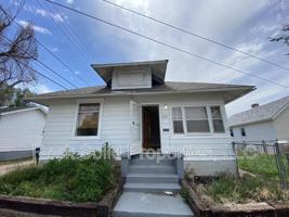featured image of 2414 Reed Ave