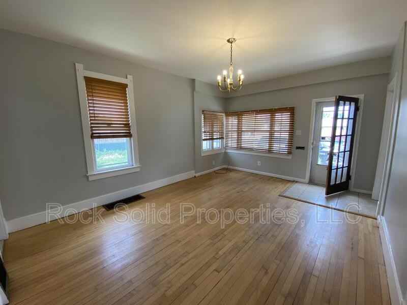 2414 Reed Ave - Photo 4 of 22