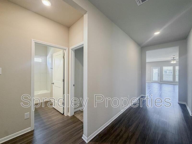 2037 Yarrelton Dr - Photo 3 of 28